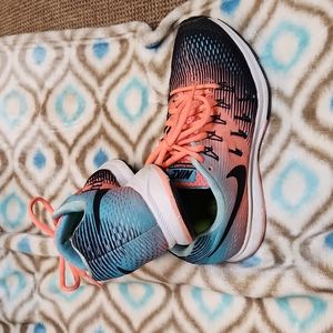 Nike zoom pegasus black lava glow women's 8